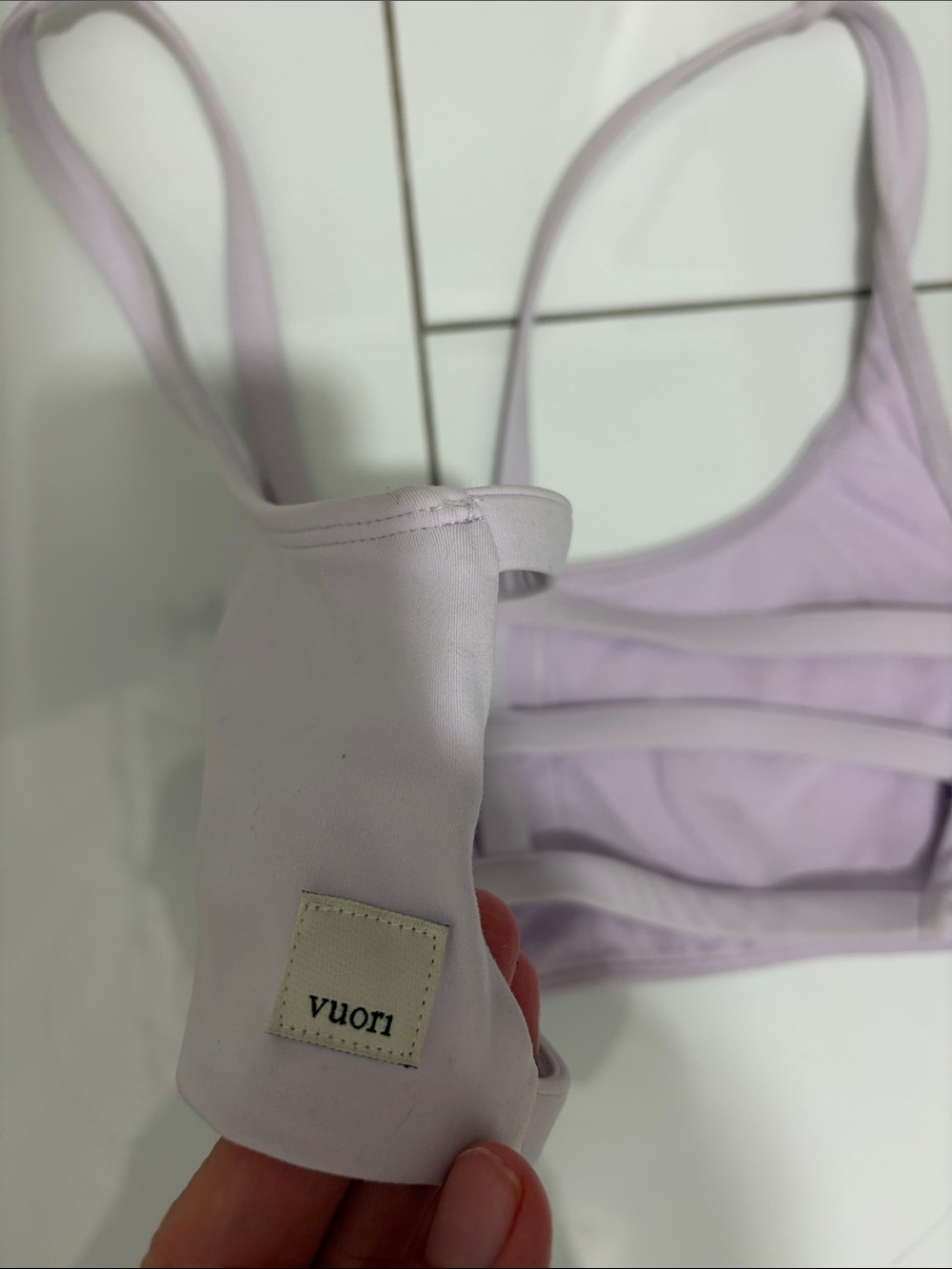 Vuori lavendar strappy sports bra medium worn twice make me an offer - Picture 2 of 6